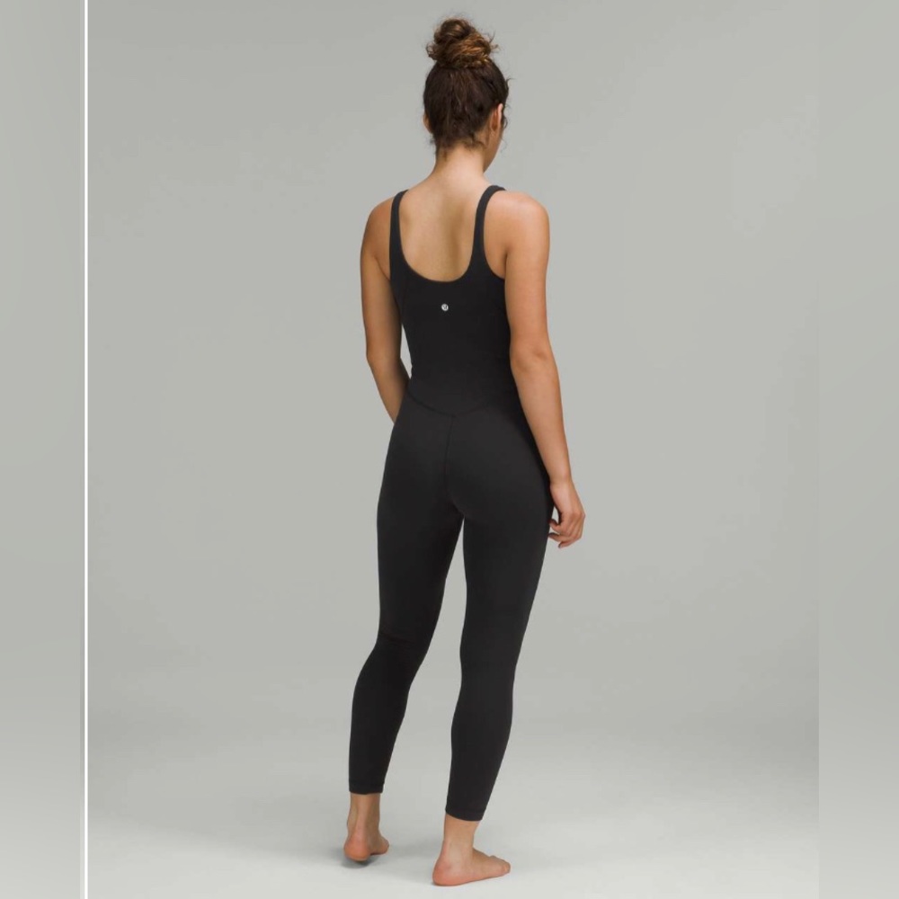 NWOT LULULEMON ALIGN BODYSUIT 25”